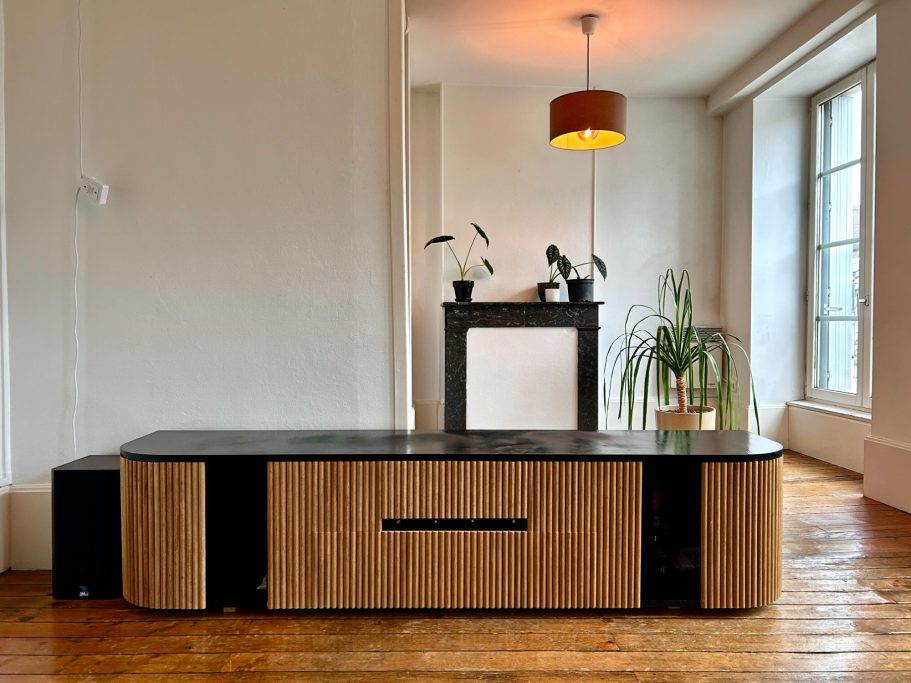 Meuble bas cintré, demi rond en ayous